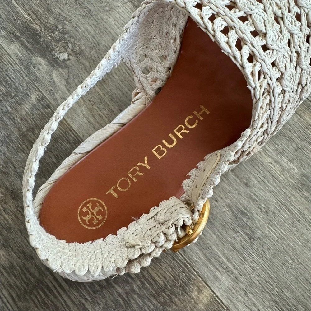 Like new! TORY BURCH RAFFIA ESPADRILLE SANDAL PLATFORM NATURAL/GOLD LOGO w/BOX